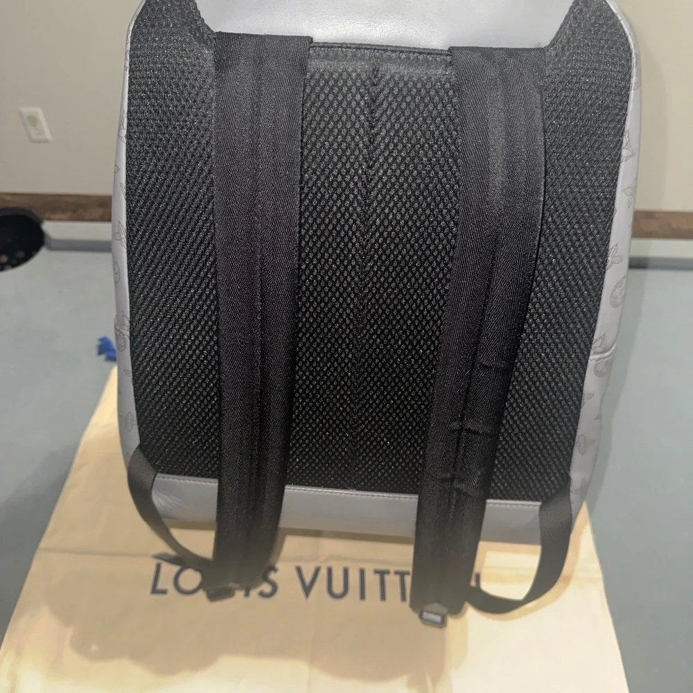 LV Monogram Shadow Racer Backpack - Picture 7 of 8
